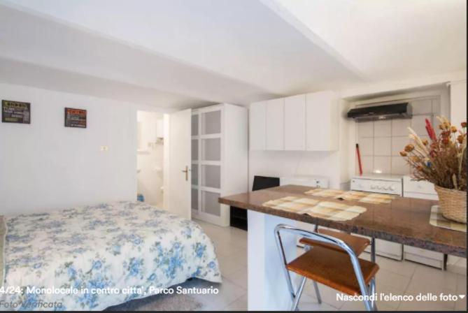 Location Turistic Monolocale Nel Parco Del Santuario Apartment Asti Exterior foto