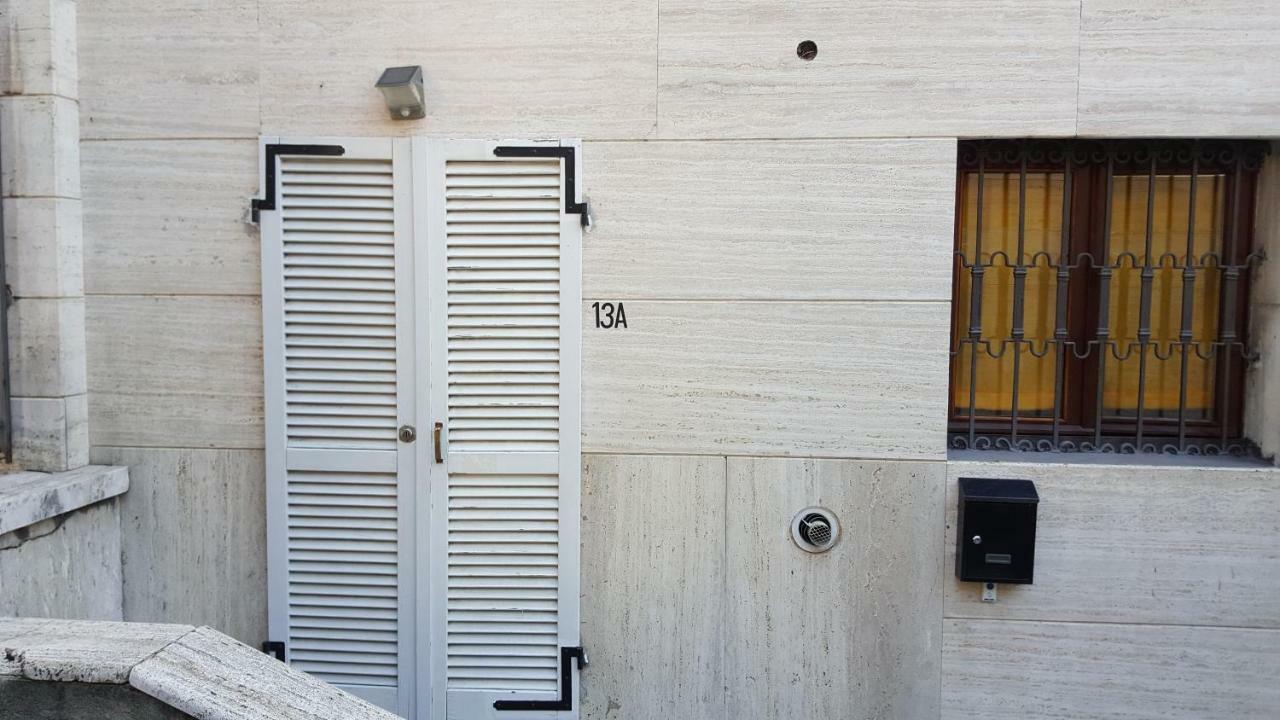 Location Turistic Monolocale Nel Parco Del Santuario Apartment Asti Exterior foto